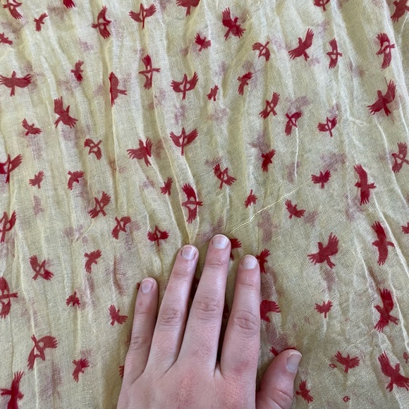 Boho | Red Bird Deer Scarf - Picture 9 of 10